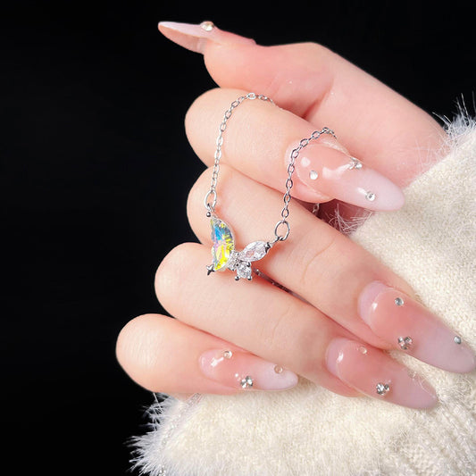 Himmlische Schmetterlingstraum-Halskette