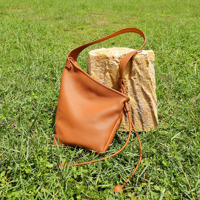 Asymmetric Design Slouchy Horn Shaped Crossbody Bag