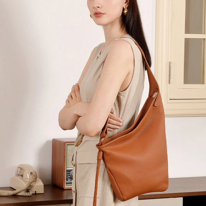 Asymmetric Design Slouchy Horn Shaped Crossbody Bag
