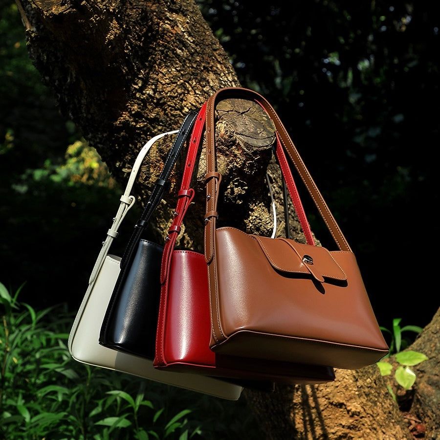 Elegant Versatile Handheld Shoulder Leather Bag