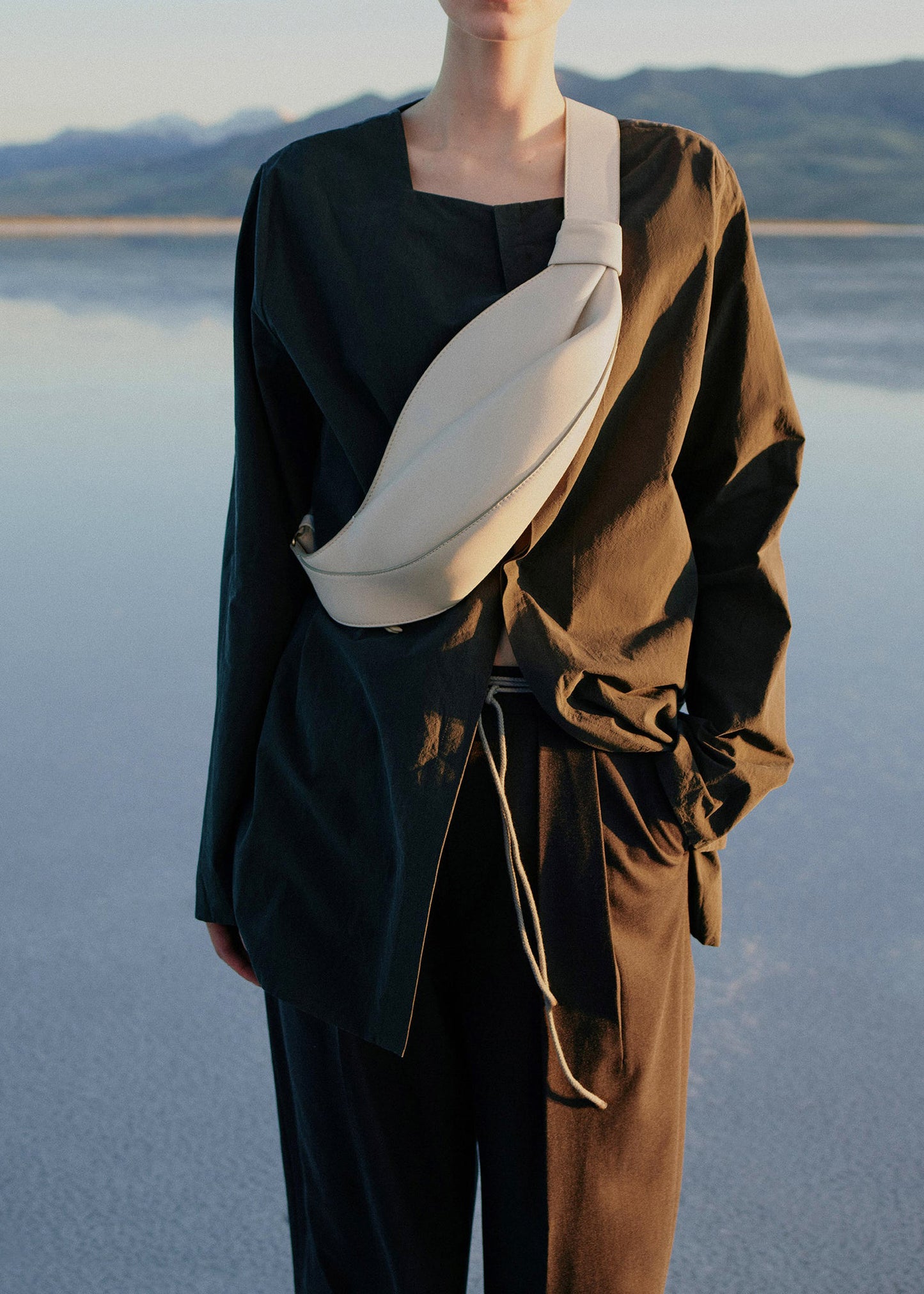 Smooth Leather Knot Crossbody Bag