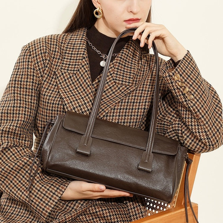 Vegetable Tanned Underarm Baguette Bag