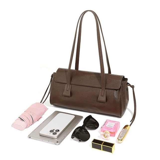 Vegetable Tanned Underarm Baguette Bag