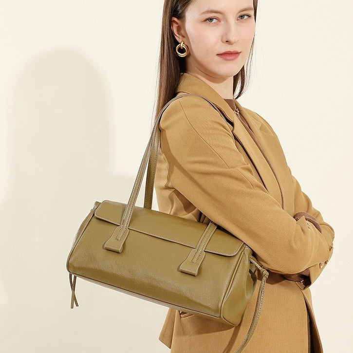 Vegetable Tanned Underarm Baguette Bag