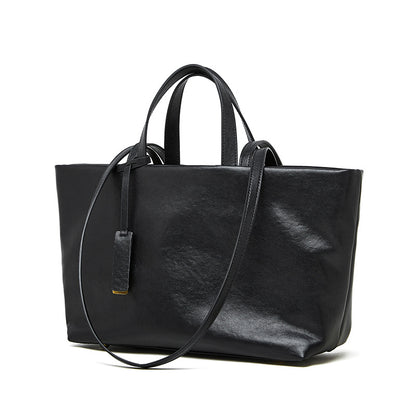 Retro Soft Leather Large Capacity Commuter Bag