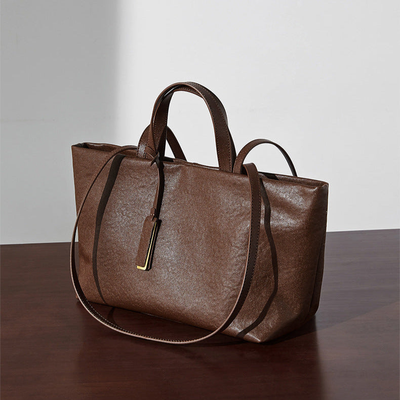Retro Soft Leather Large Capacity Commuter Bag