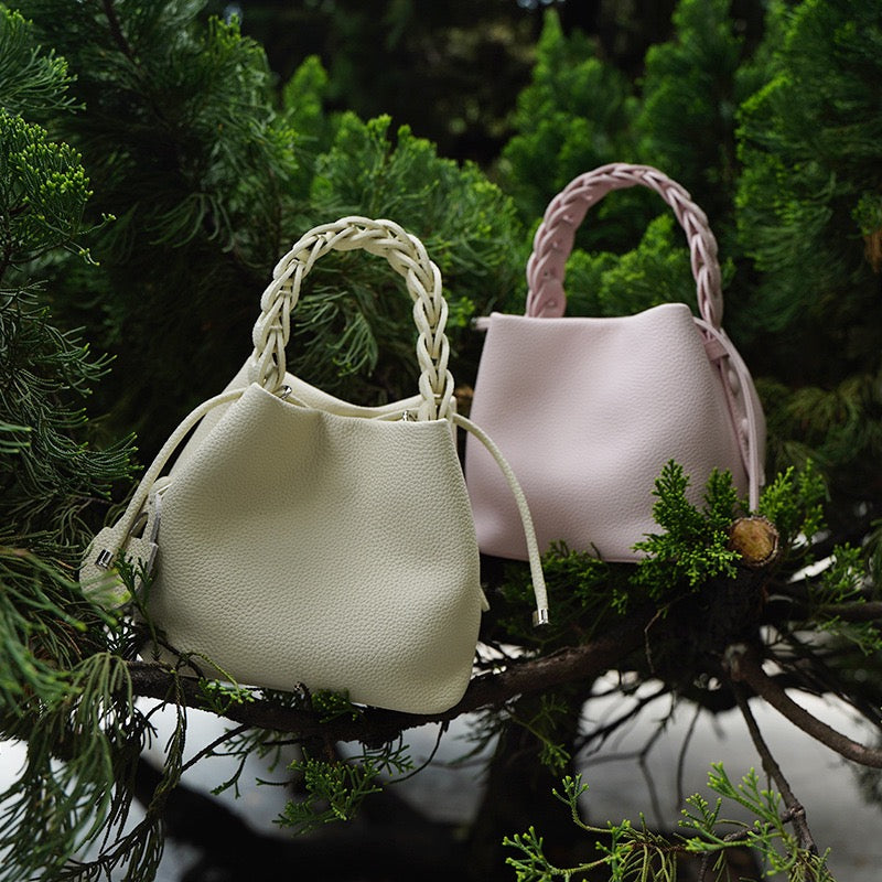 Leather Versatile Commuting Bucket Bag