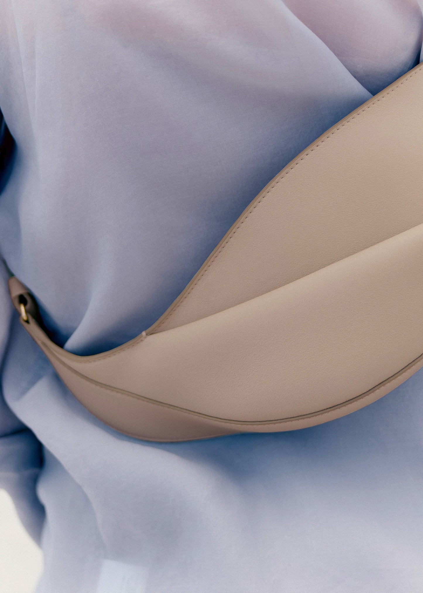 Smooth Leather Knot Crossbody Bag