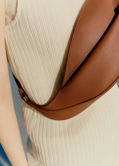 Smooth Leather Knot Crossbody Bag