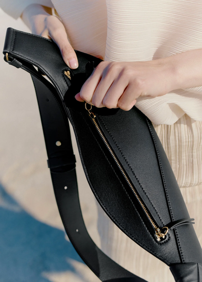 Smooth Leather Knot Crossbody Bag