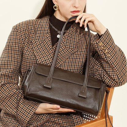 Vegetable Tanned Underarm Baguette Bag