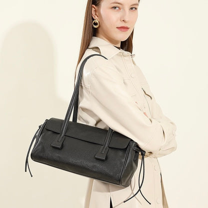 Vegetable Tanned Underarm Baguette Bag
