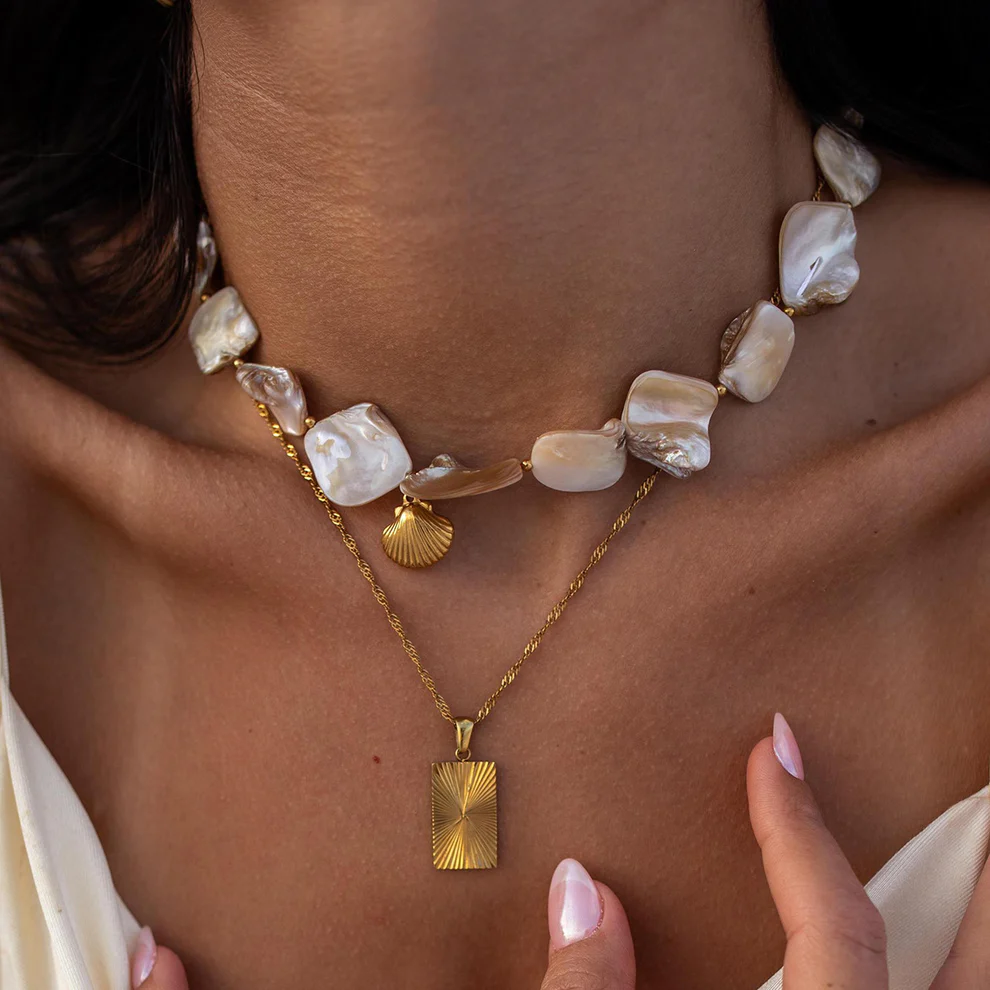Niche Shell String During Necklace