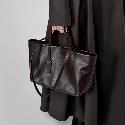 Retro Soft Leather Large Capacity Commuter Bag